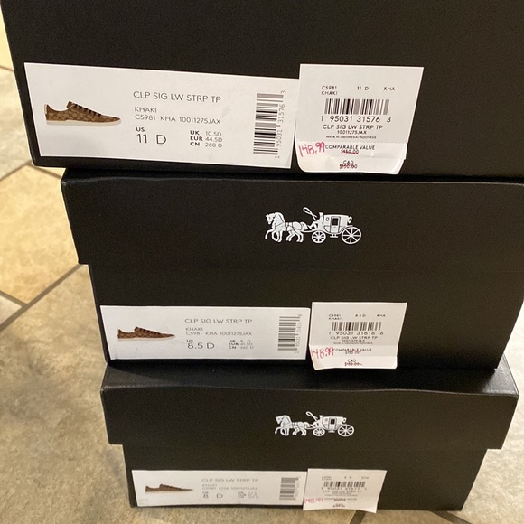 Coach Clip Low Top Sneaker With Stripe - Picture 5 of 5